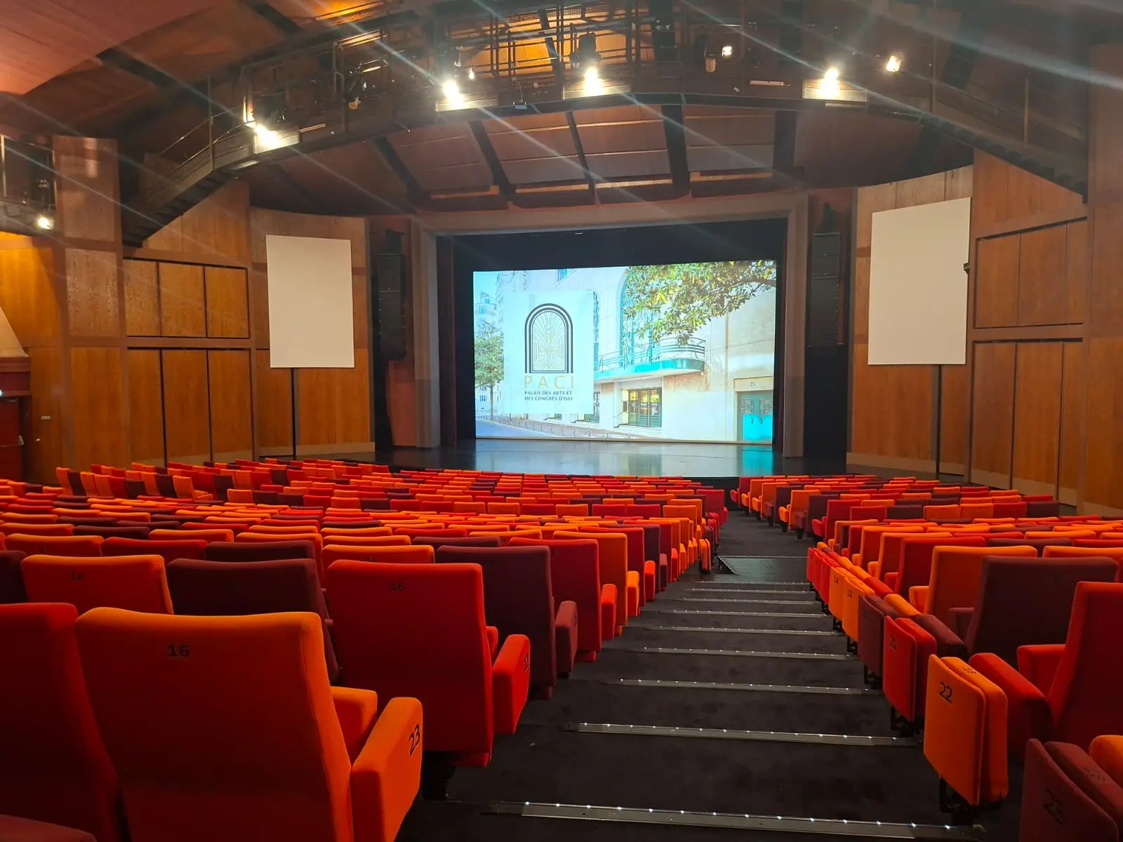 Palais des Congrès d'Issy 2