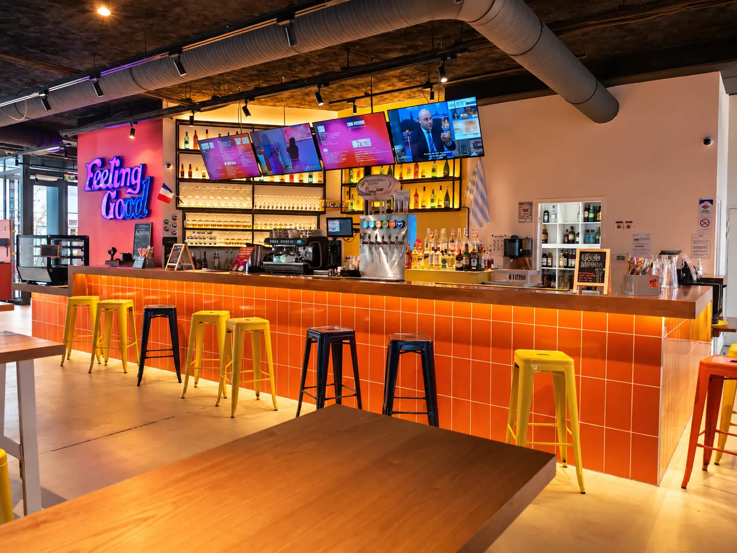 Feeling Good – Food Court & Event Place 6