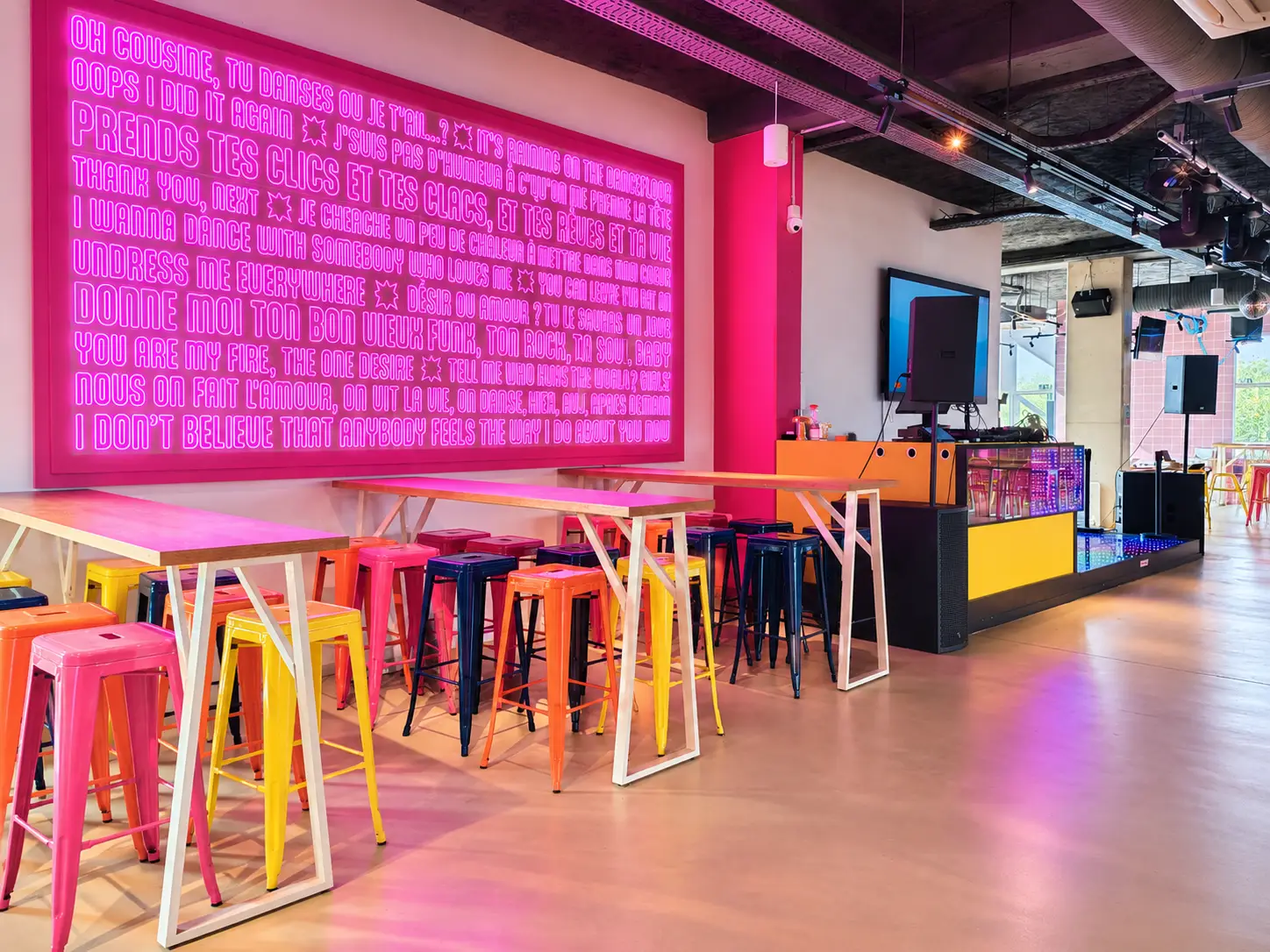 Feeling Good – Food Court & Event Place 7