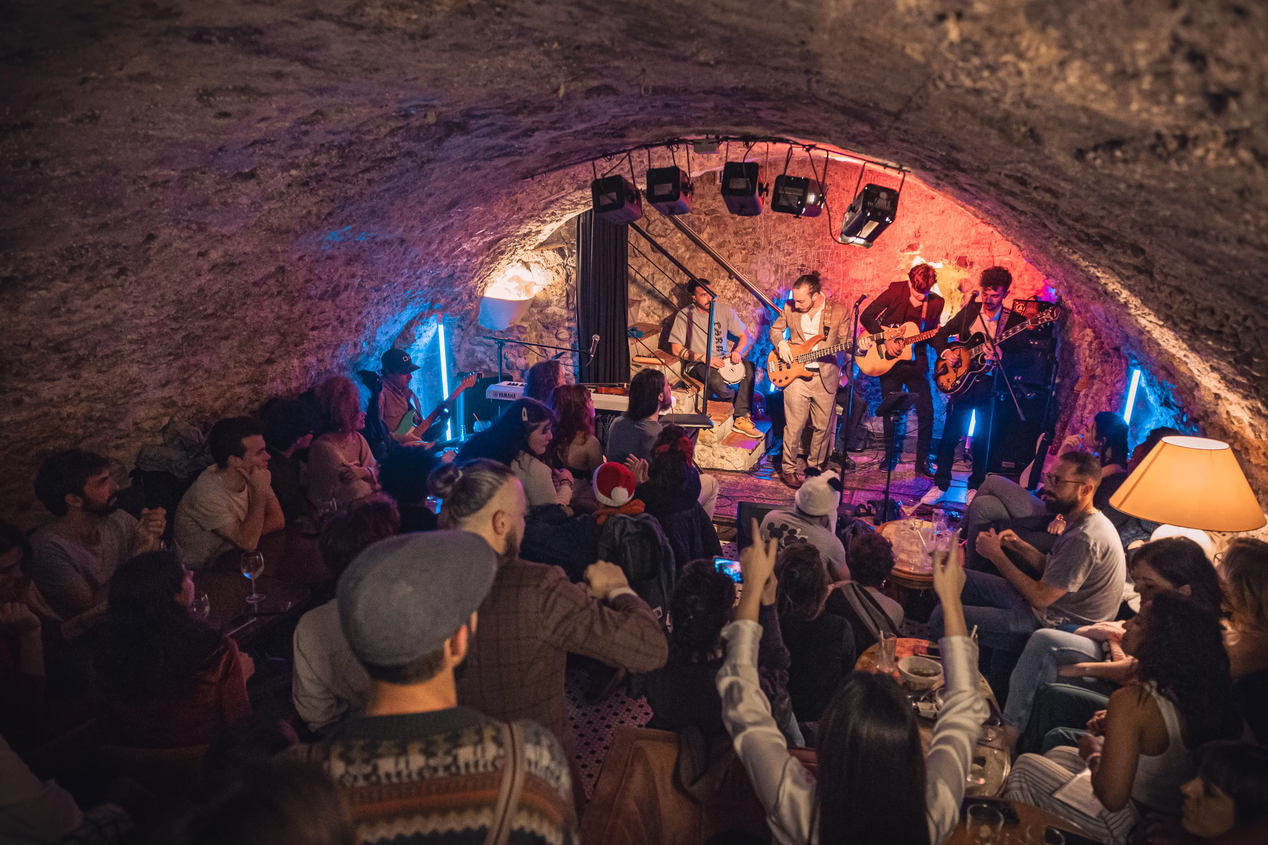Cave voûtée au coeur du Vieux Nice 6