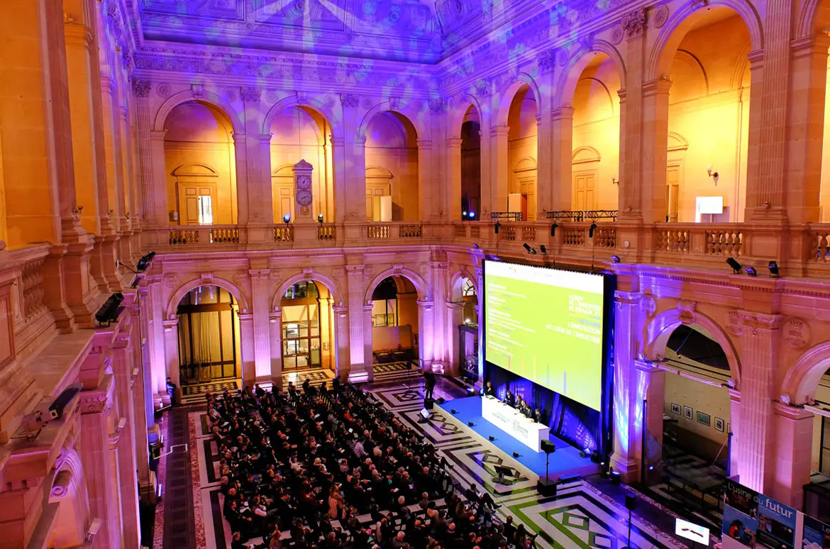 Le Palais de la Bourse 15