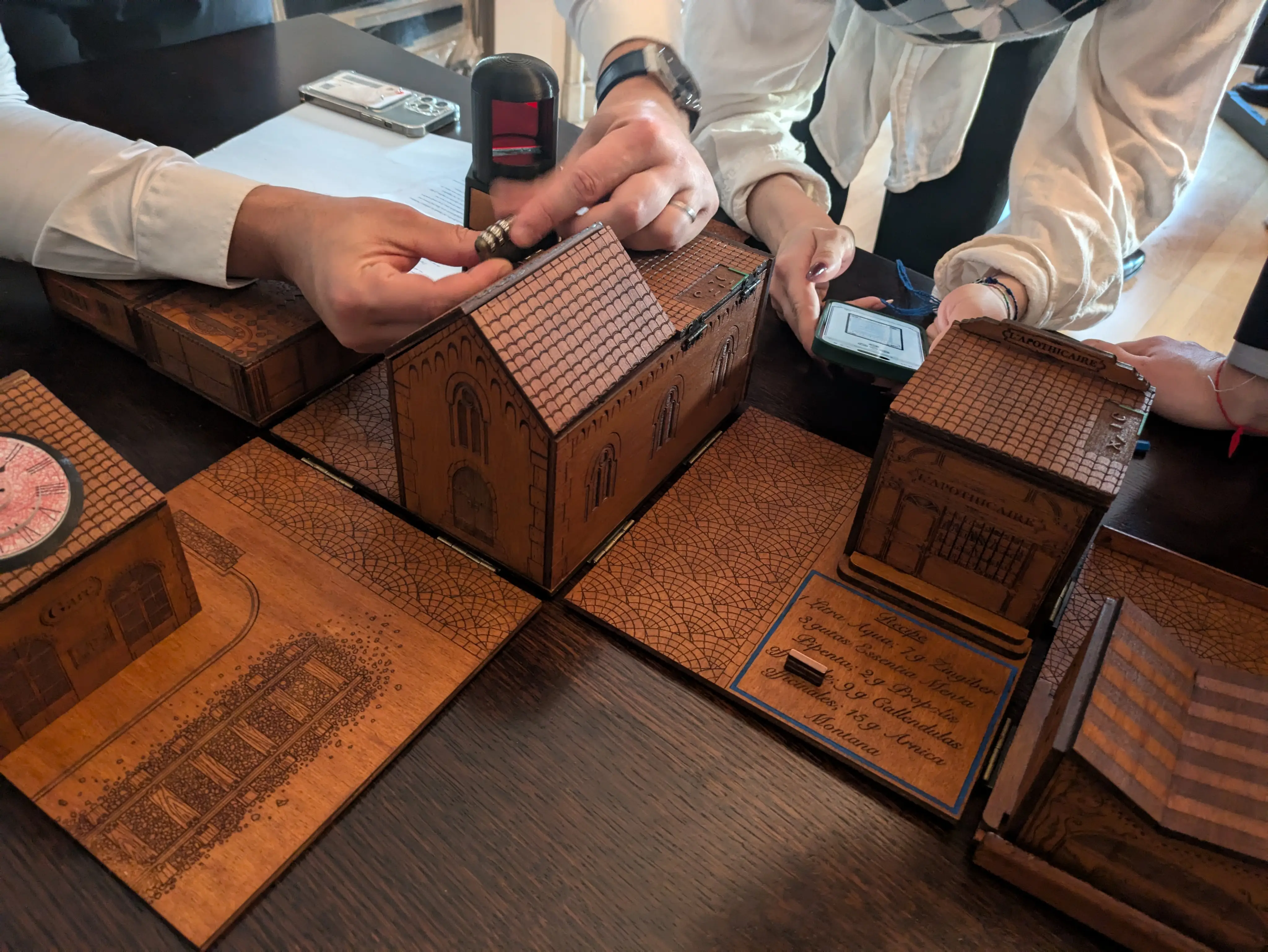 Inscape Game "Escape box" 5