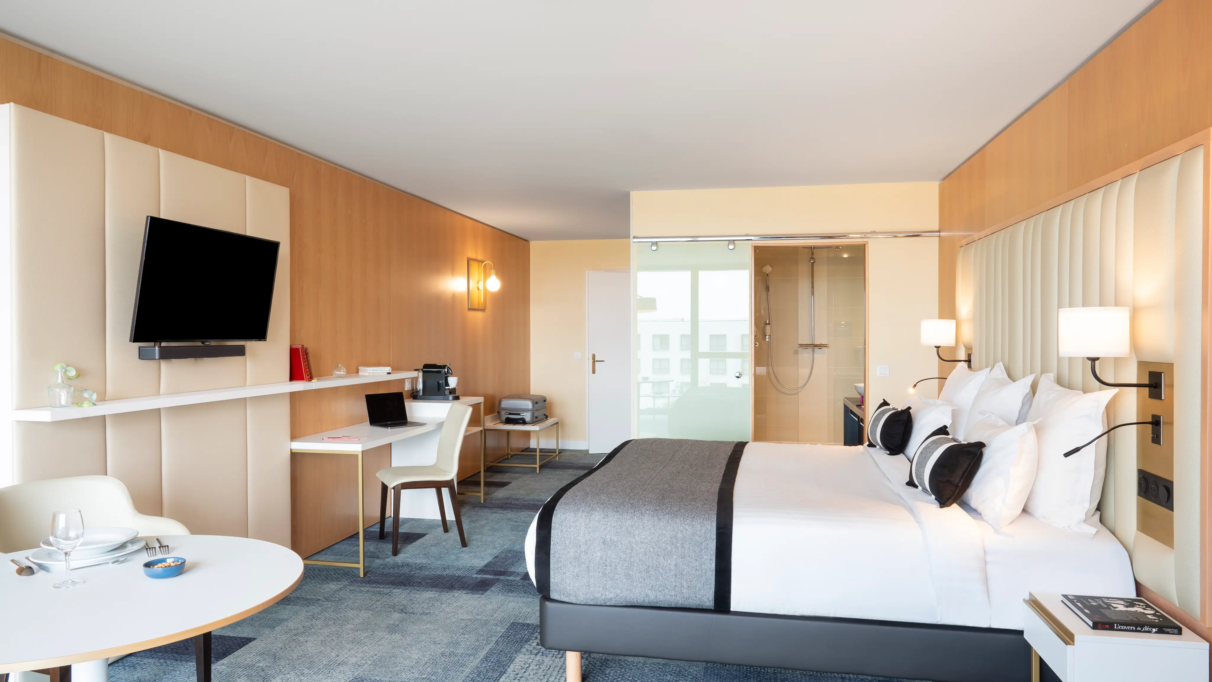 RESIDHOME SUITES PARIS SENART 12