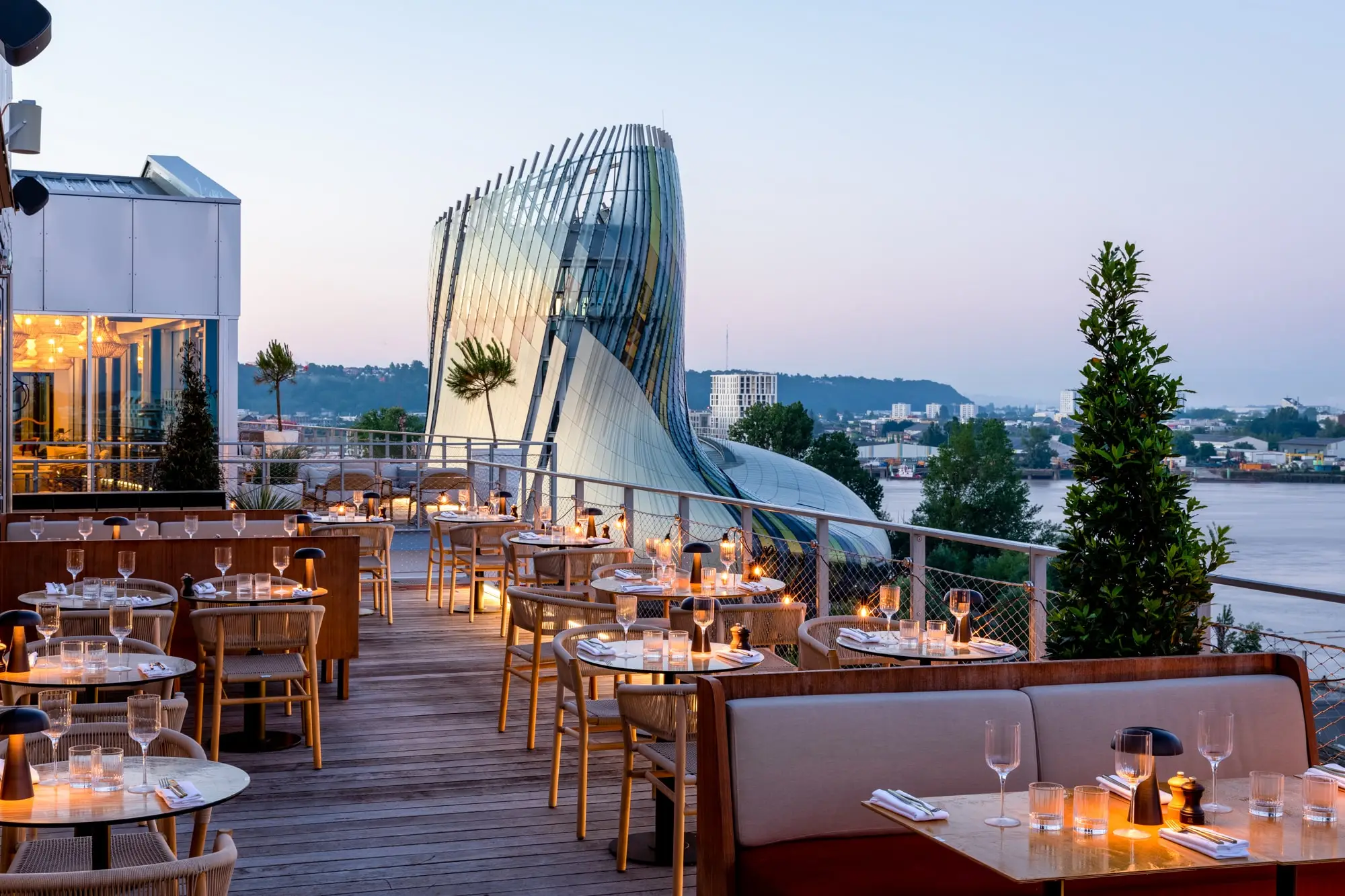 Hôtel Renaissance Bordeaux 8