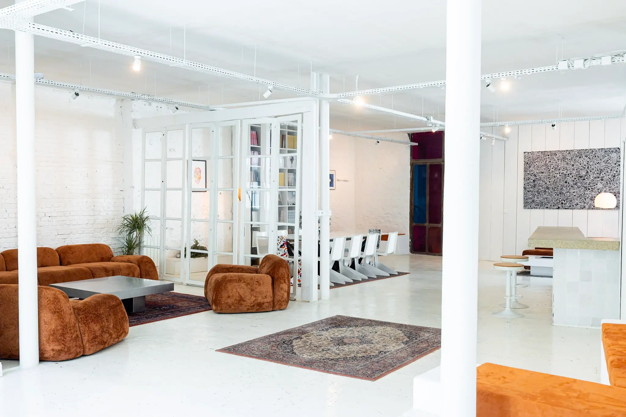 Loft lumineux 200m2 ruelle privée 20e Père Lachaise