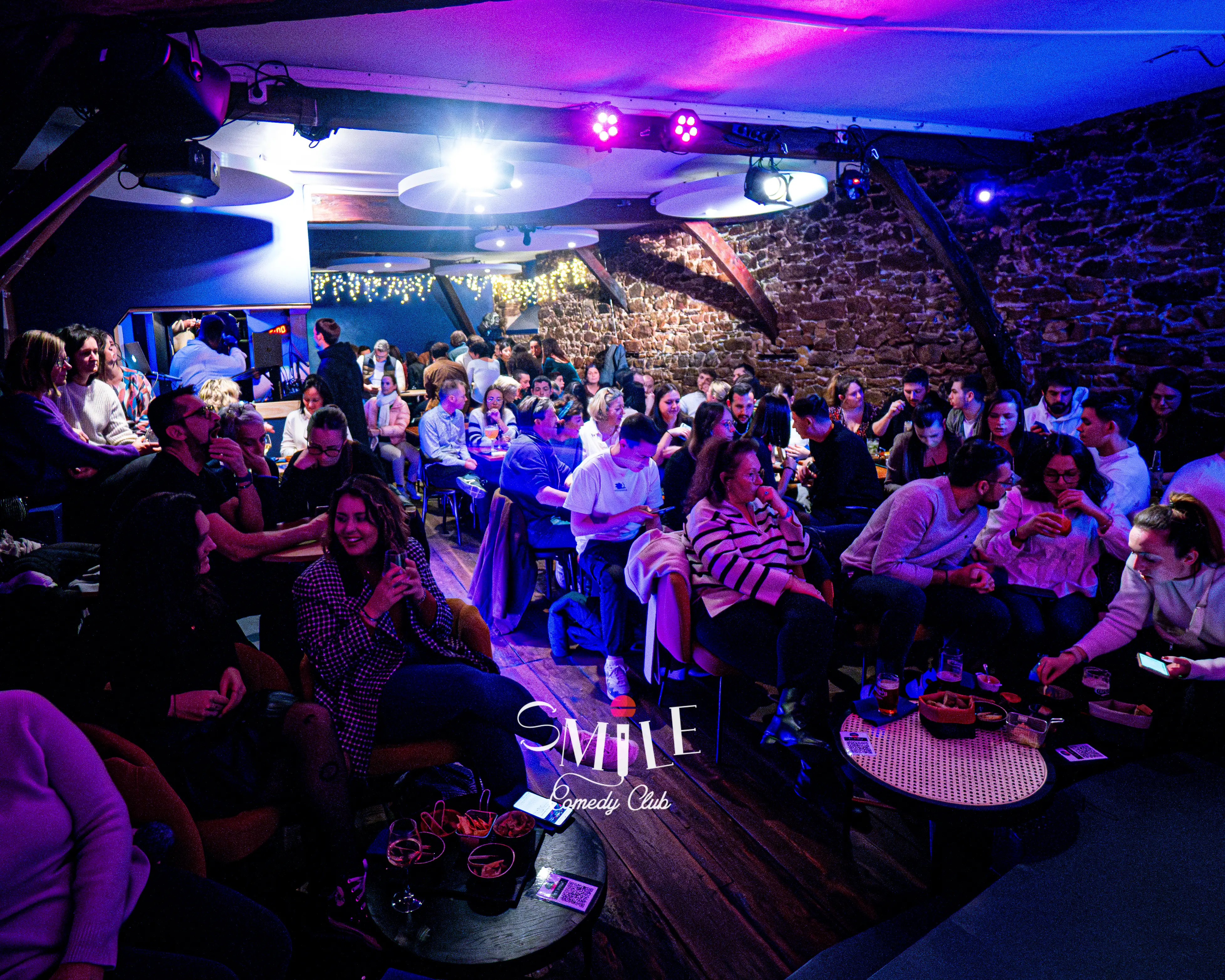 Smile Comedy Club 4