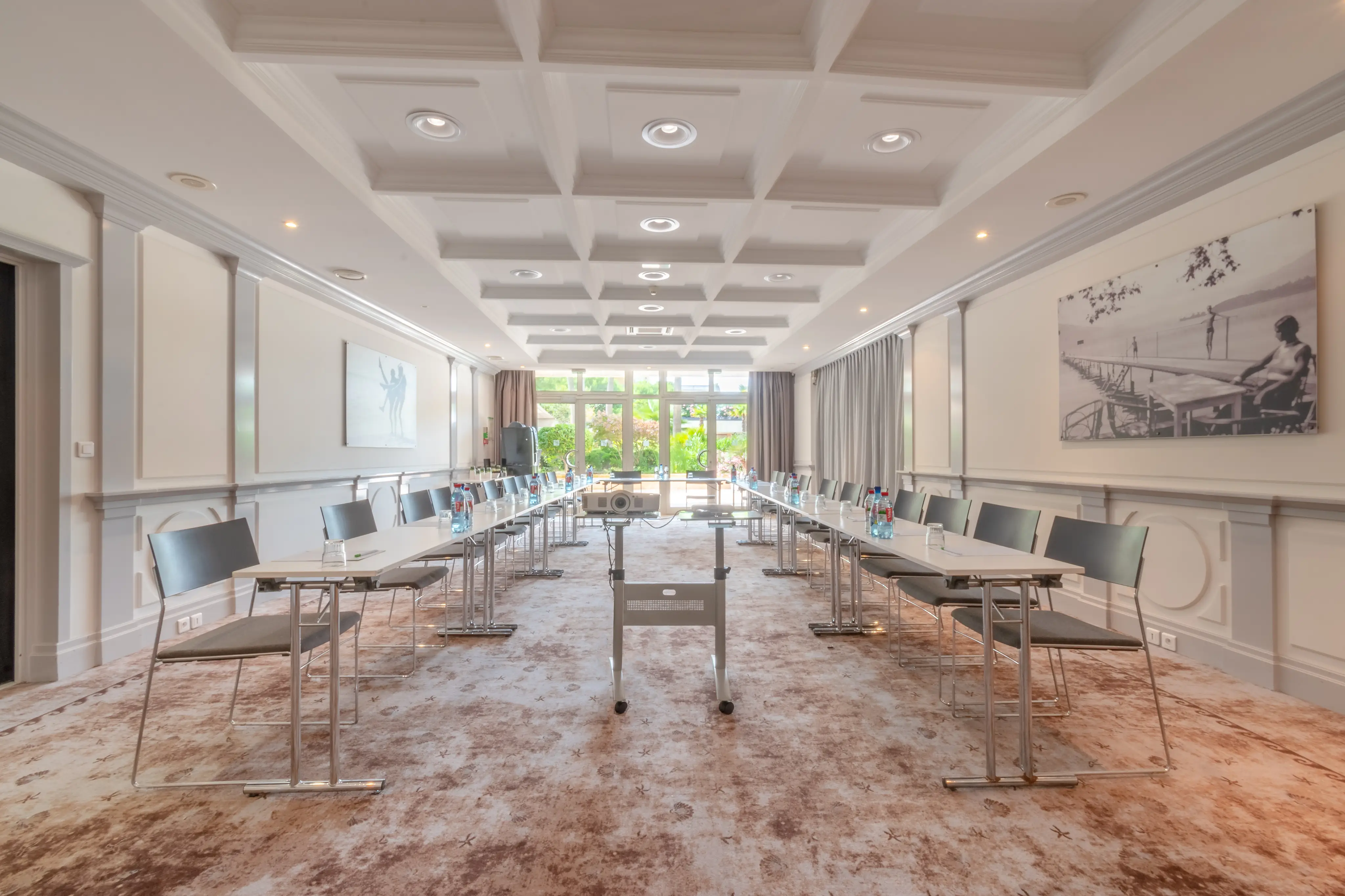 Holiday Inn Nice - Port St Laurent 19