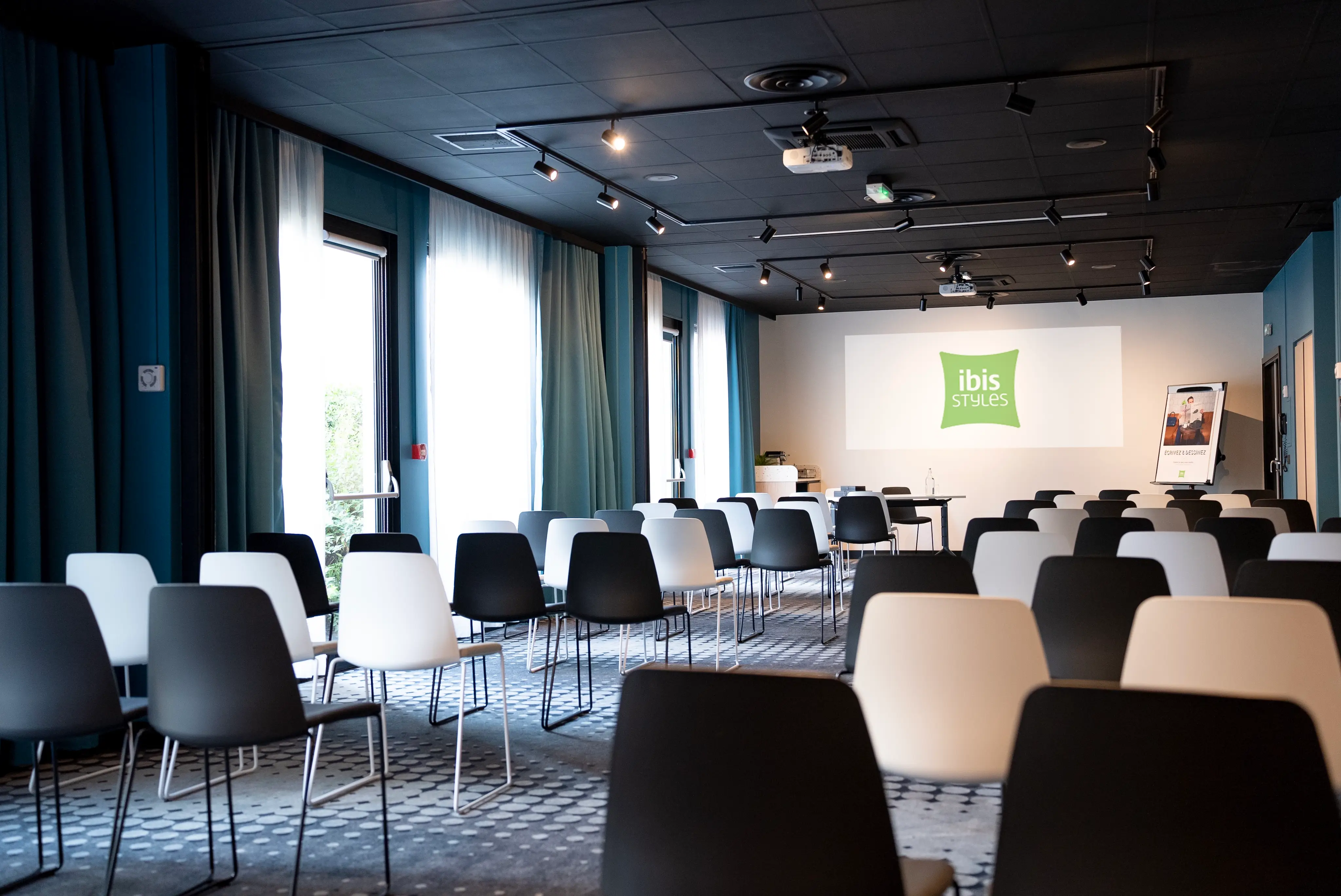 Ibis Styles Strasbourg Nord Palais des Congrès 7
