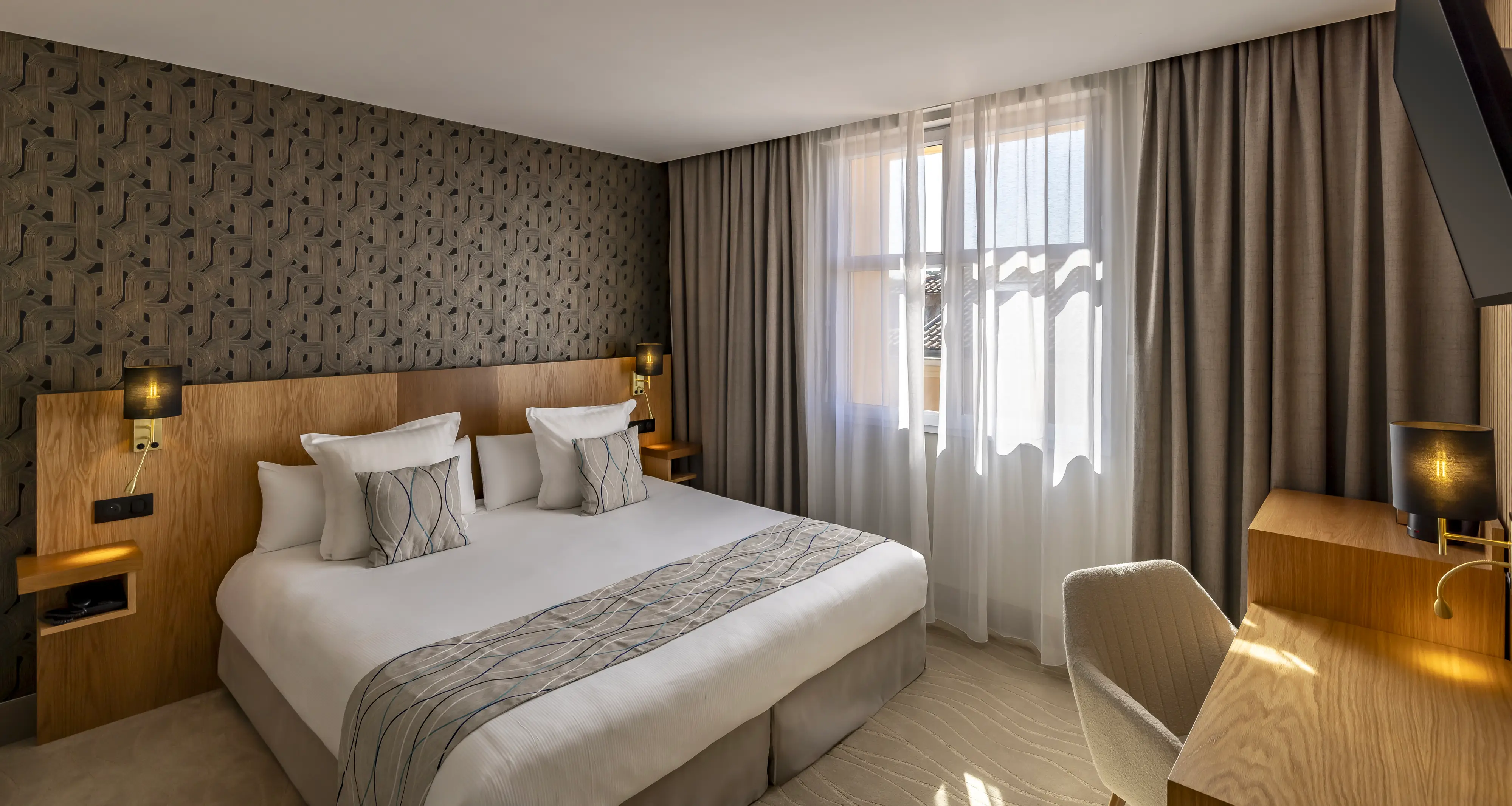 Hôtel BEST WESTERN PLUS SANARY 5