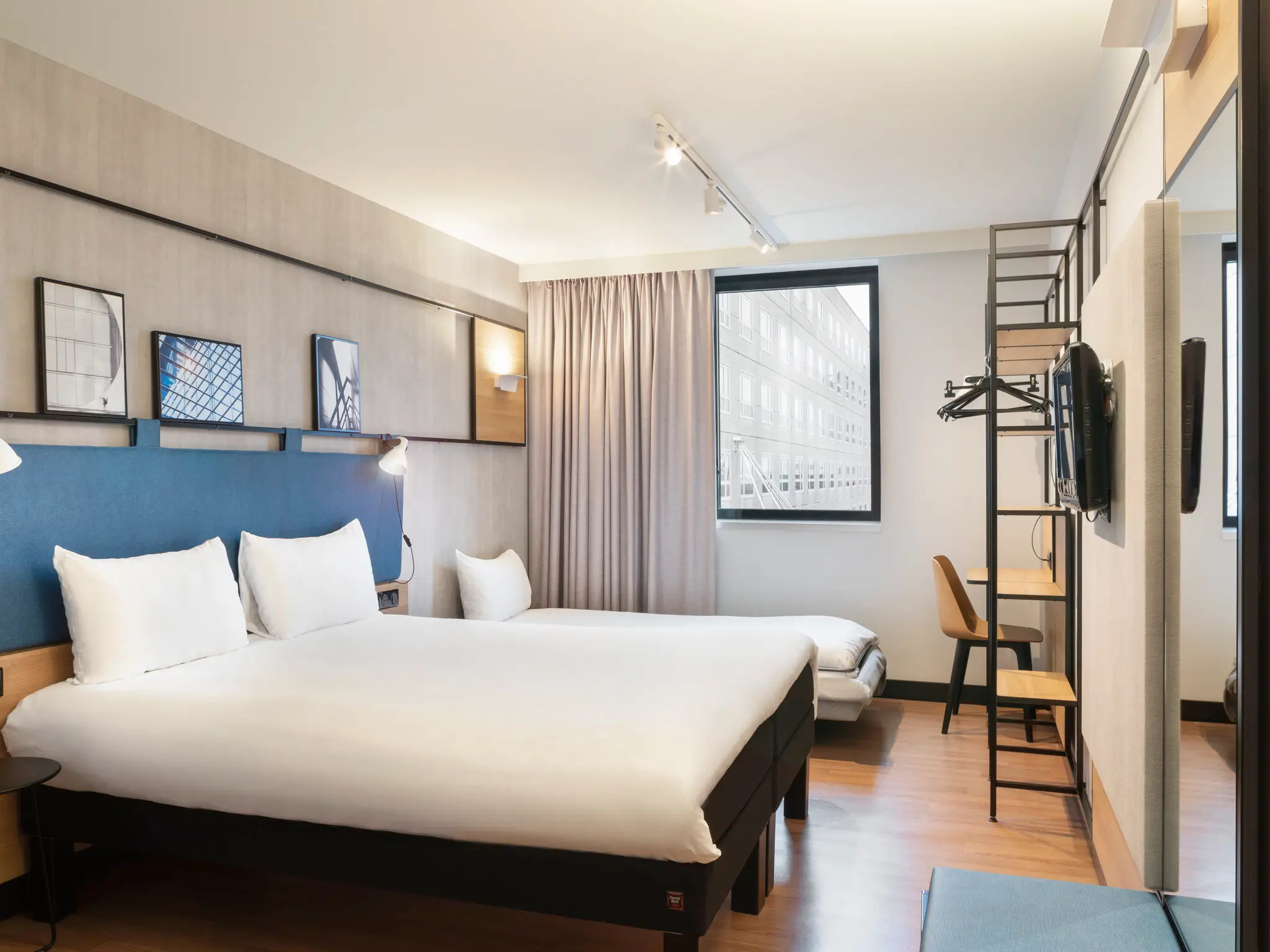 Ibis Paris CDG Airport 6