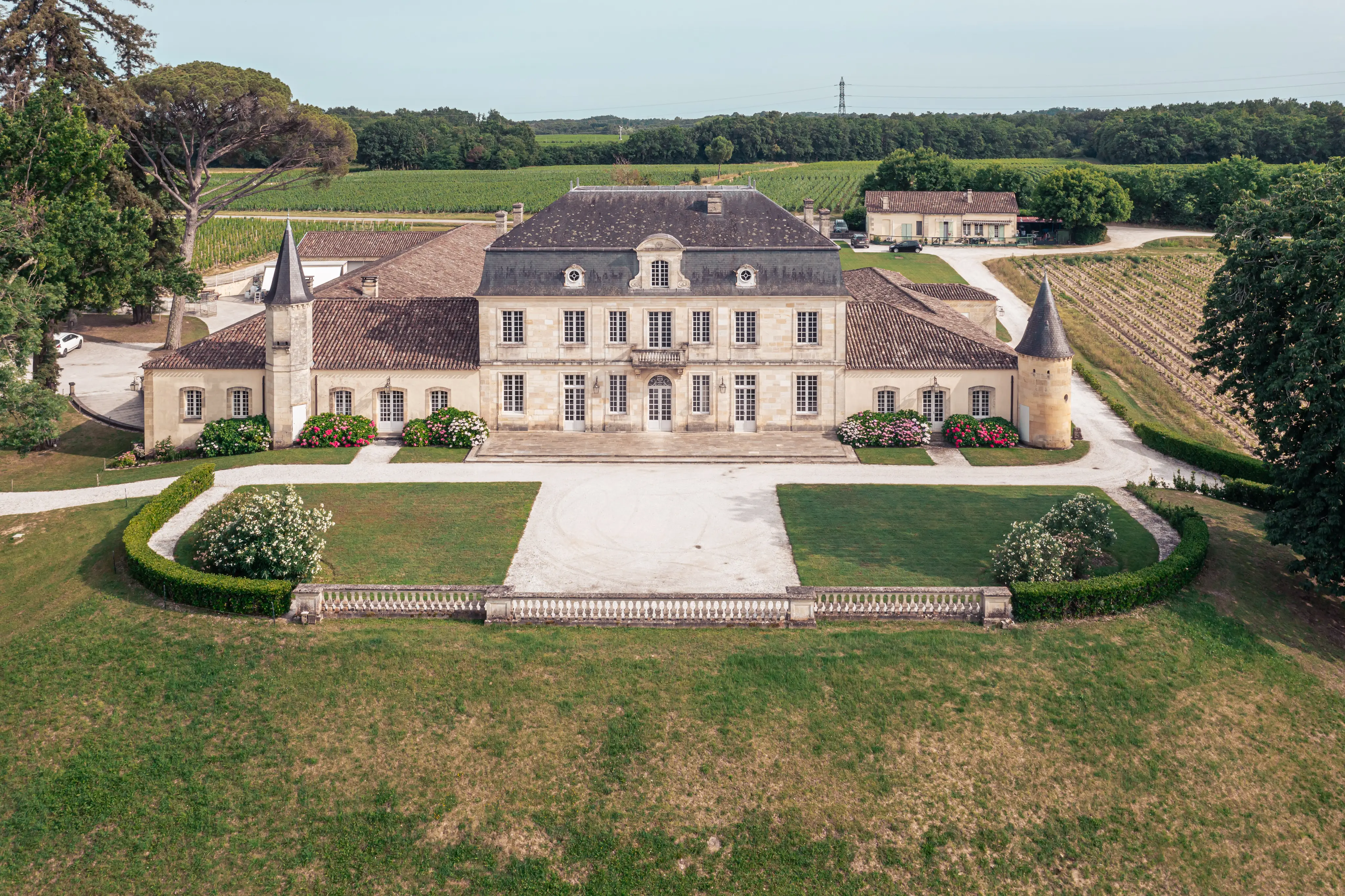 Château Couhins-Lurton 5