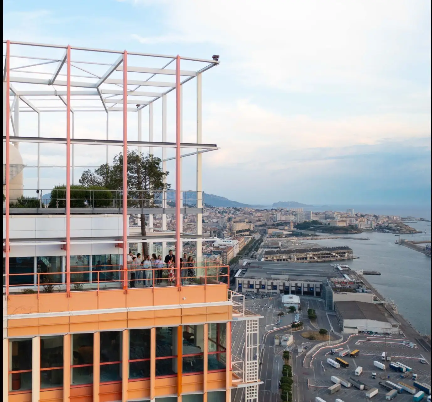 Sky Center La Tour la Marseillaise 30